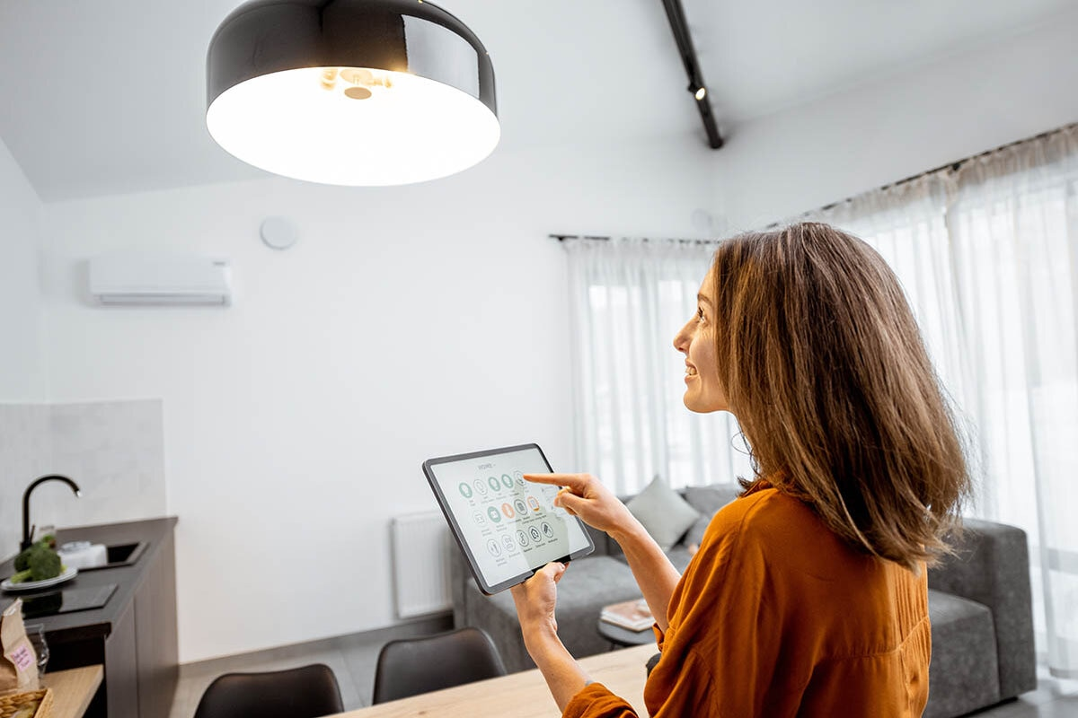 What Are Smart Light? A Beginner’s Guide to Smart Lighting - AT Smart Home