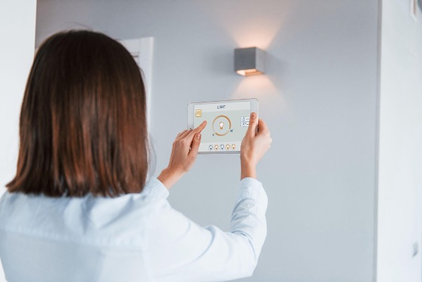 Smart Switch Light Control on Tablet